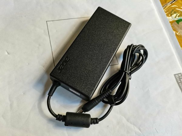 91.49V28.002, ADP-135KB, PA-1131-08 19V 7.1A, Acer Extensa 2000 Series 135W Laptop adapter Online Hot Sale